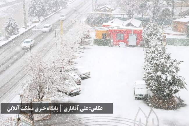 طراوت زمستانی ارومیه با اولین برف سال / تصاویر